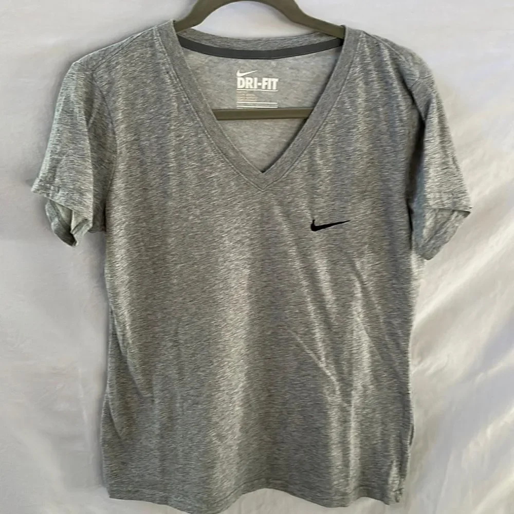 Nike dri-fit slim v neck tshirt